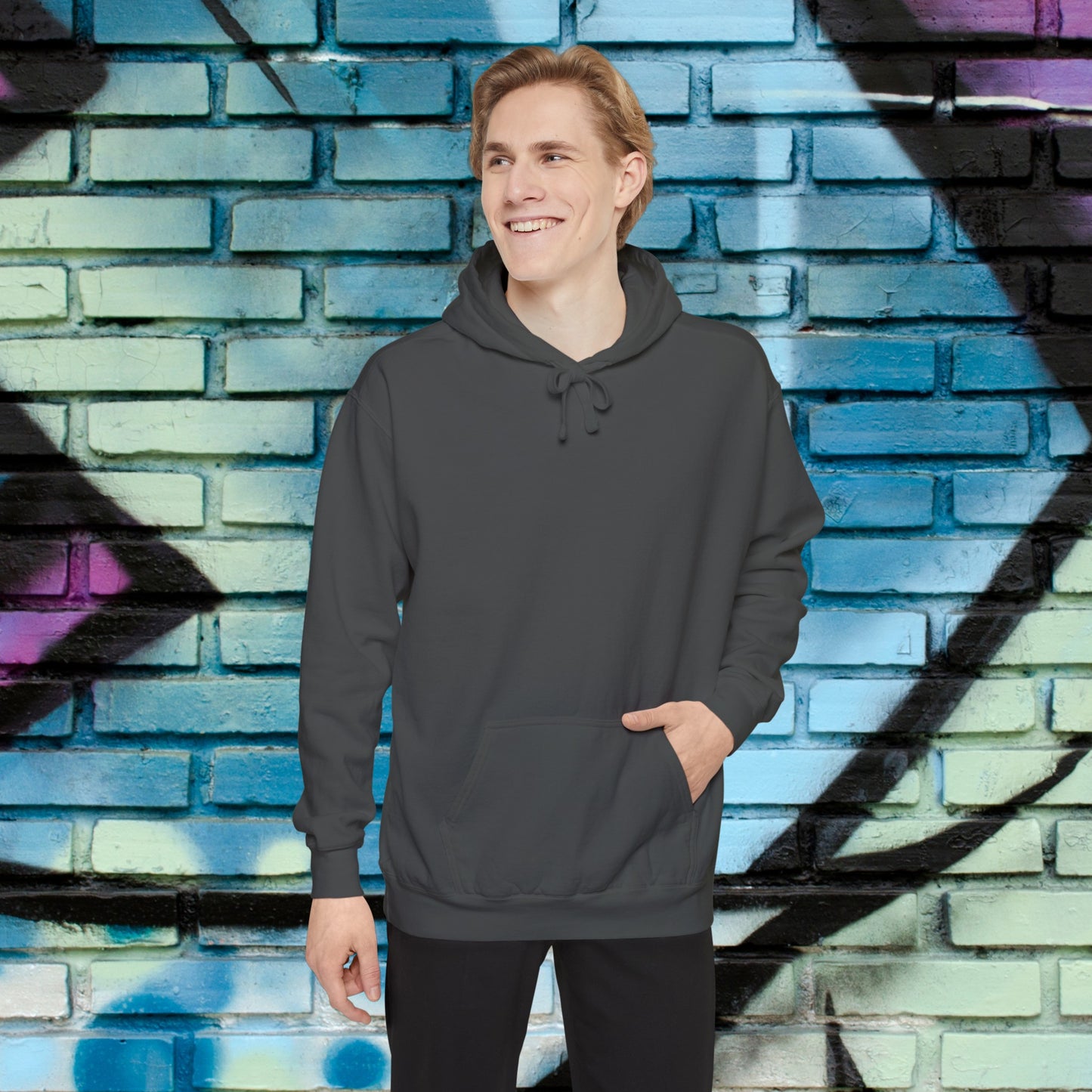 soft hooded sweatshirt  comfortable for asphalt and urban lovers