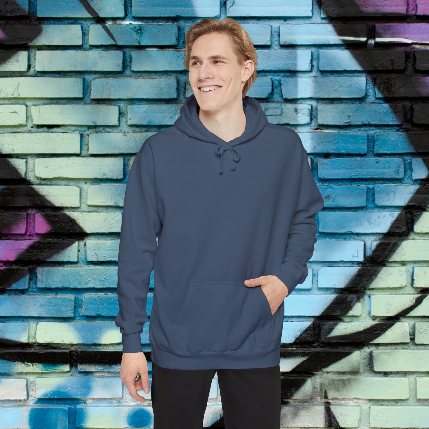 soft hooded sweatshirt  comfortable for asphalt and urban lovers