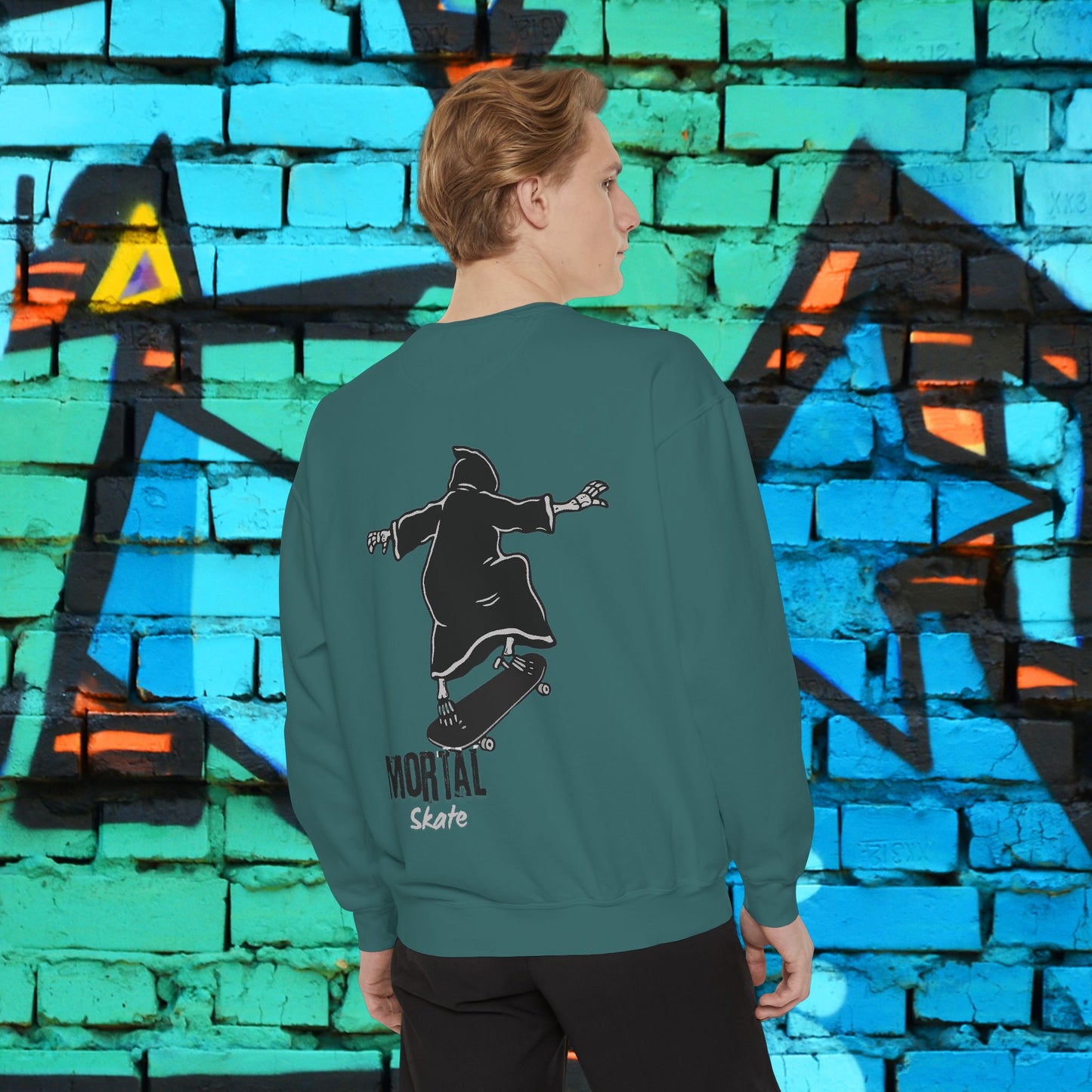 Skull Sweatshirt - Urban Skate Themed