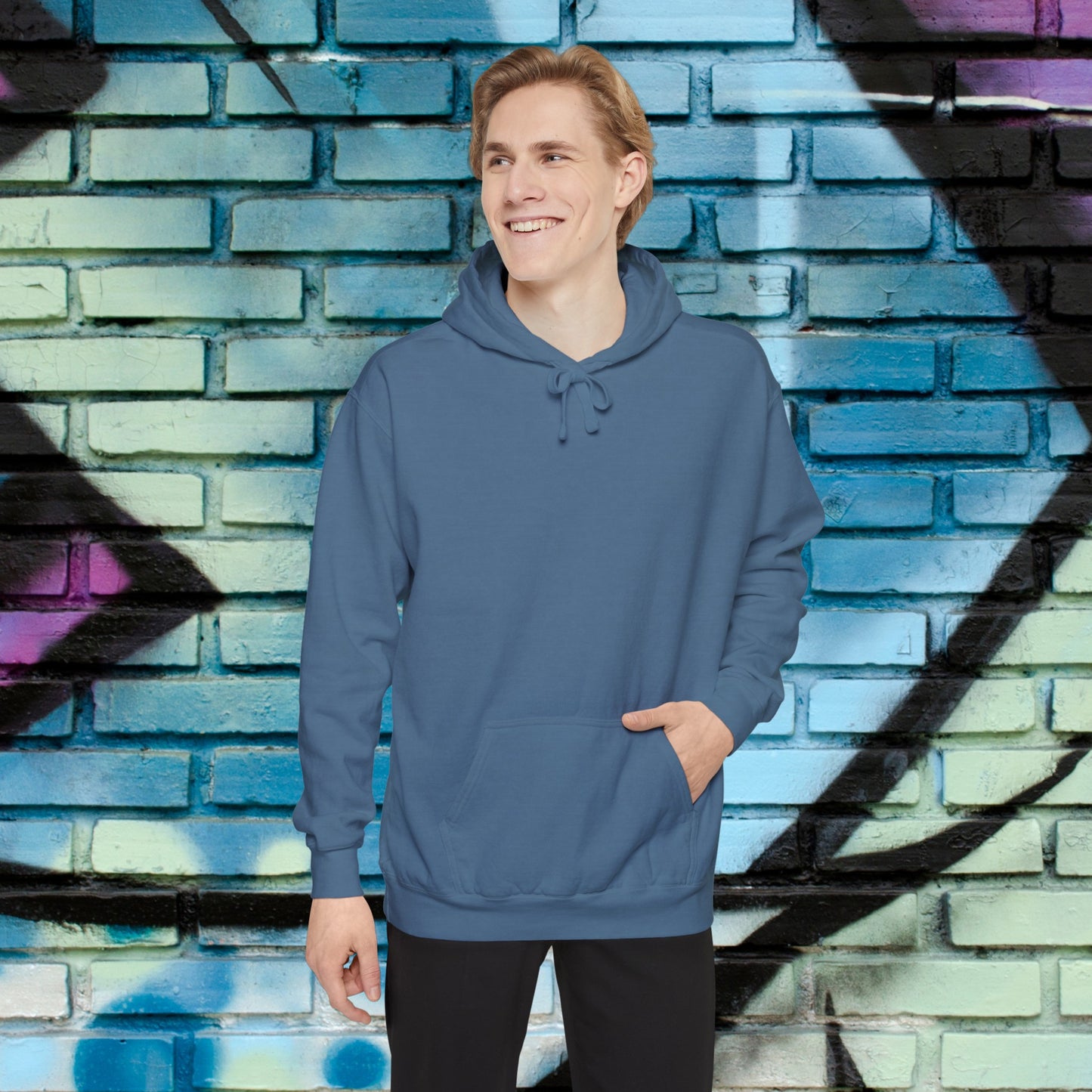 soft hooded sweatshirt  comfortable for asphalt and urban lovers